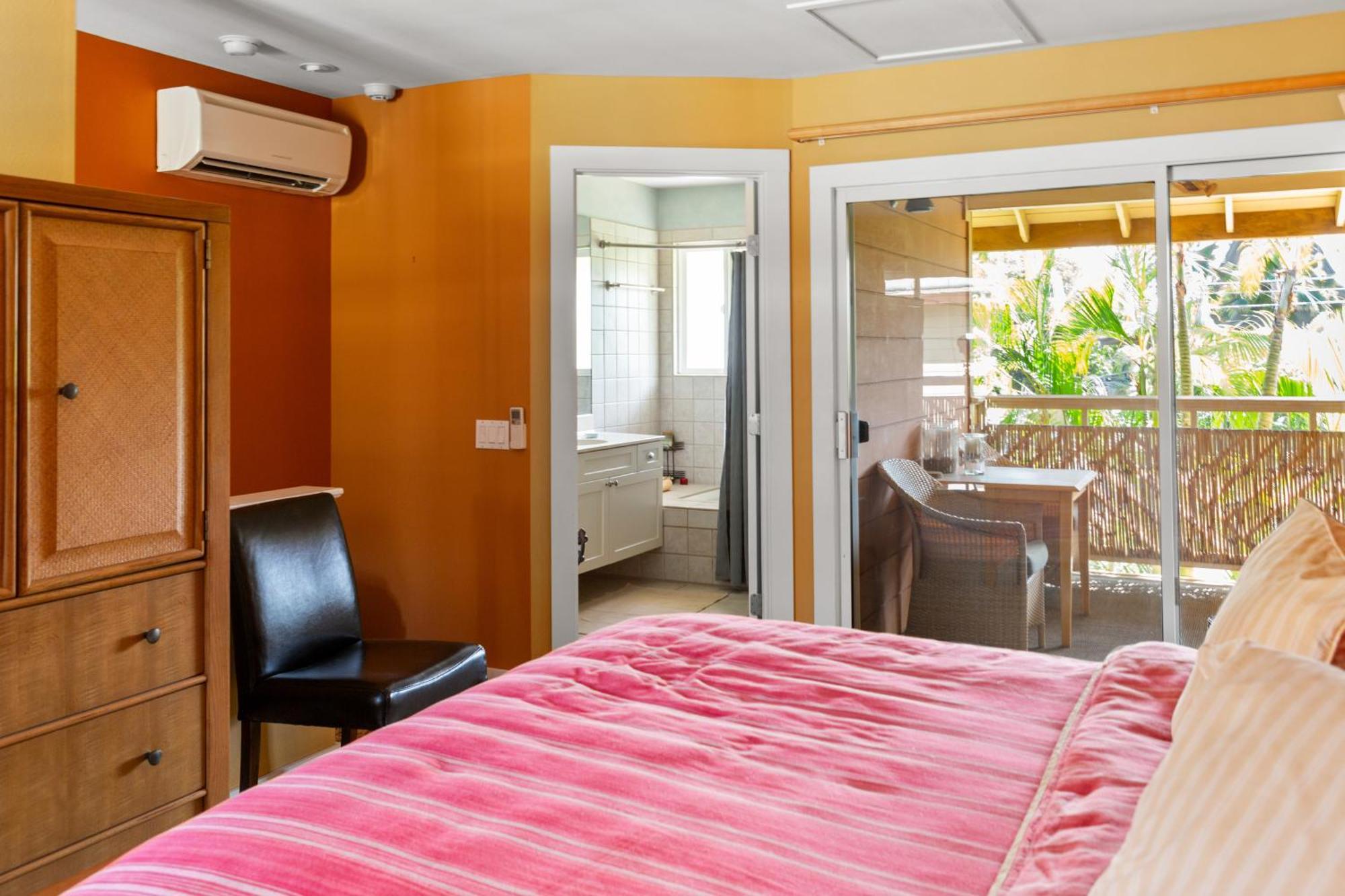 In Boutique With Mini Kitchen, Pool And Bbq Appartement *